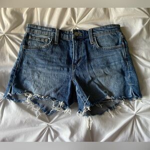 Excellent Condition Joe’s Jeans Medium Wash Shorts Size 25